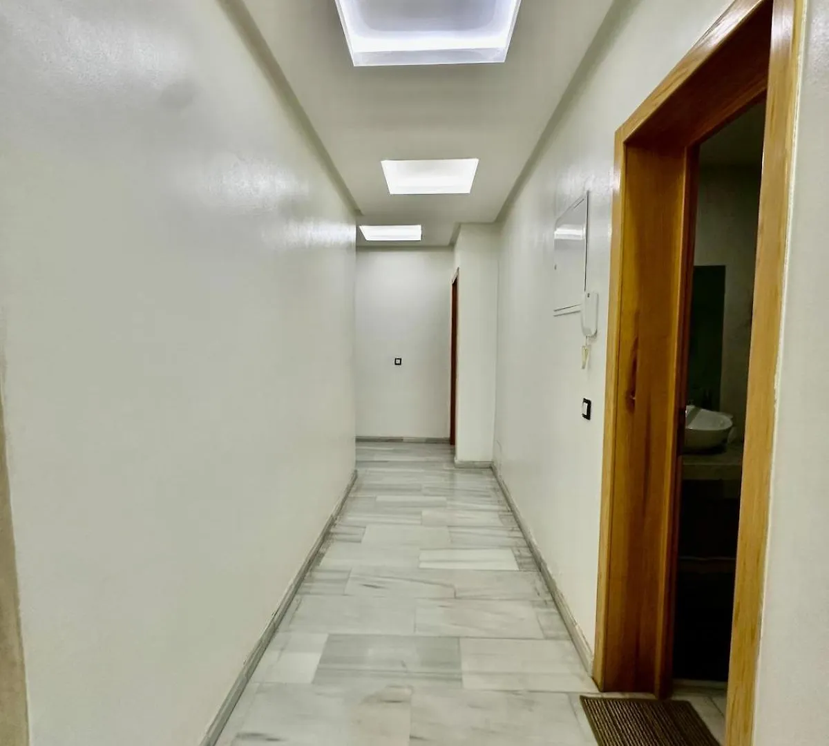 Appartement Spacieux Avec Parking Agádír