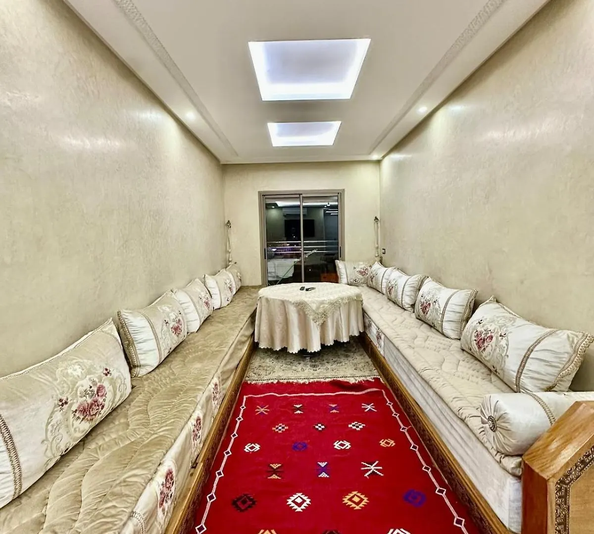 Appartement Spacieux Avec Parking Agádír Apartmán