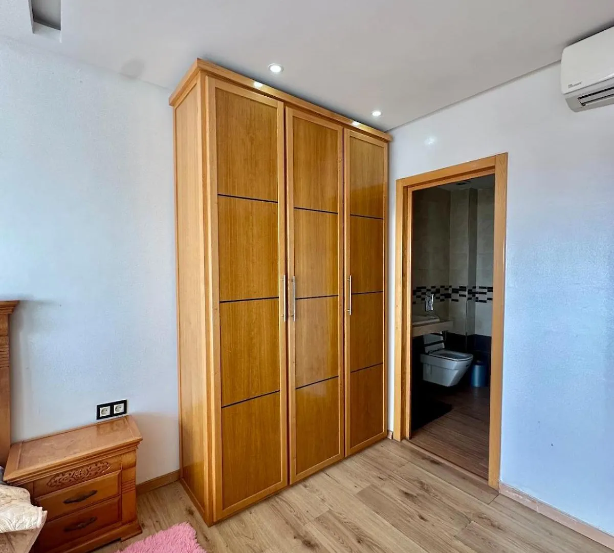Appartement Spacieux Avec Parking Agádír
