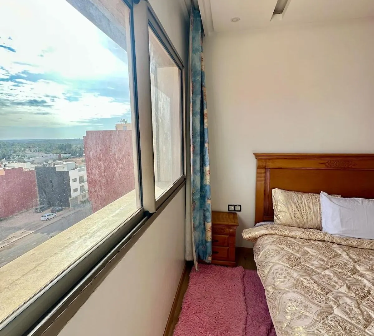 Appartement Spacieux Avec Parking Agádír Apartmán